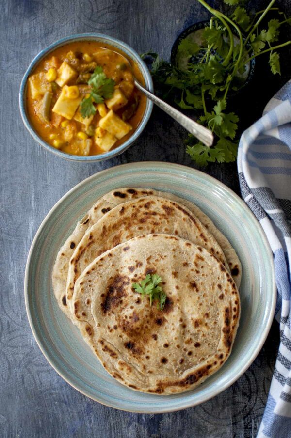 Parotta (2pcs) With Veg Khorma