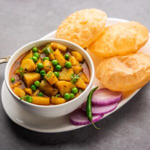 Poori (3pcs) With Aloo Masala